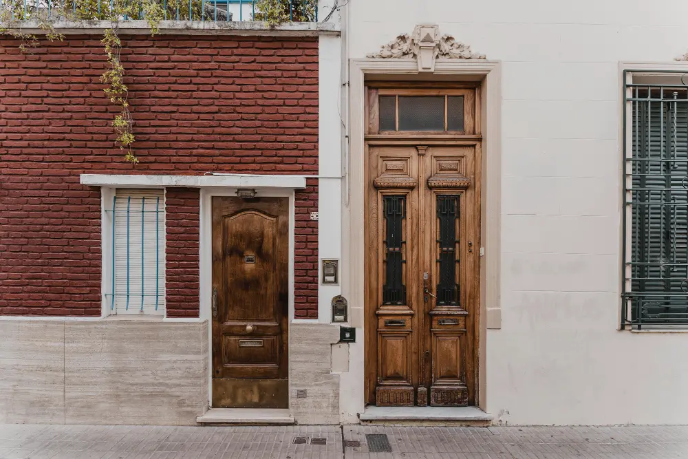 Cupim na porta? Descupinização de Portas